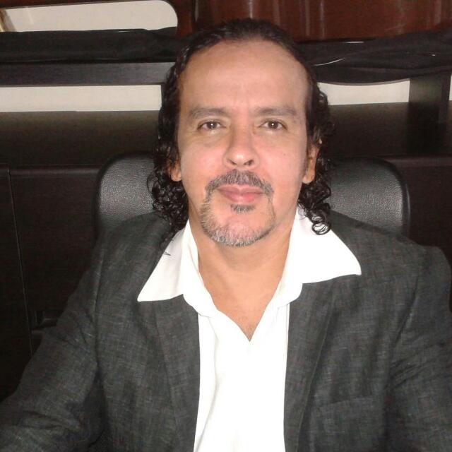 Oswaldo Arredondo Cobo — Autor y Conferencista